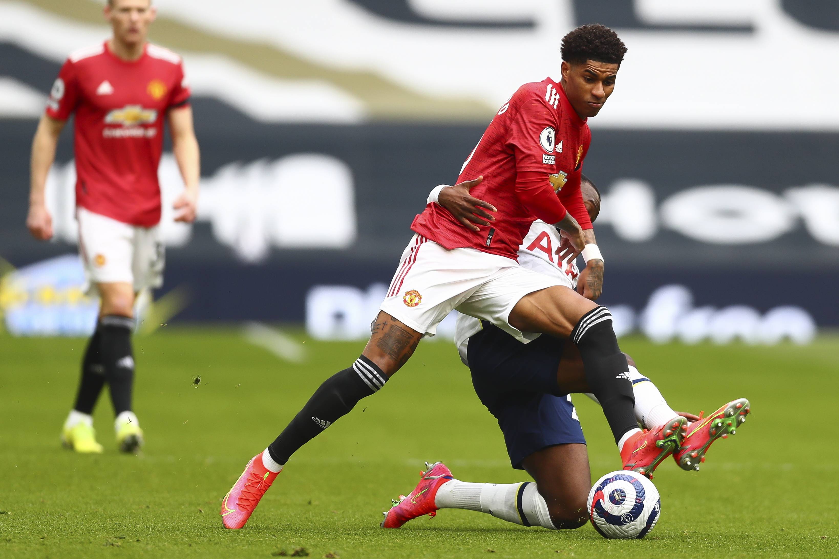 来是比赛前 来是比赛前