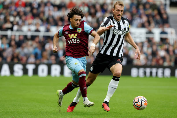 里豪擲80 里豪擲80